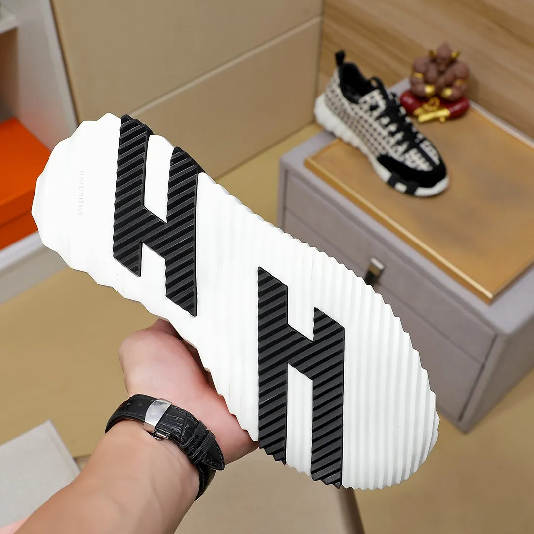 Men's shoes 💰400💰【HERMES】hot-selling men's shoes counter original items! The world's top brands...Luxury quality...//Fashion and high-end footwear 👍💪🏻...give you a low-key luxury comfort experience👍. The upper is made of pure Italian imported first-layer cowhide... 🐑 Leather lining..., comfortable and breathable, high-end and classy... luxurious and noble!! .. OEM factory shipment [Hug] stall.. Original plate. color, code number 38--44